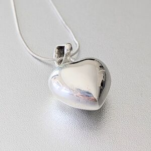 (SOLD) Vintage Sterling Silver Puffy Jingle Heart Necklace Mexico 925 Chain
